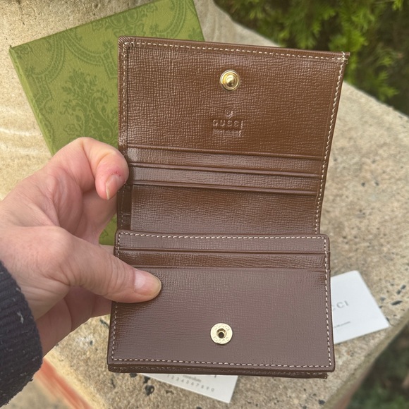 NWOT GUCCI 1955 Horsebit GG Supreme Canvas & Leather Compact Wallet (Brown/Gold) - Picture 7 of 16